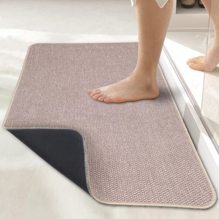 Bath Mat,Ultra Thin Bathroom Runner Rugs,Large Bath Mats for Bathroom,Quick Dry,Non-Slip,Machine Washable,Low Pile,Bath Rug,Shower Outside,Sink,Home Decor Accessories.Beige,1'5"x2'11"(17x35inch)