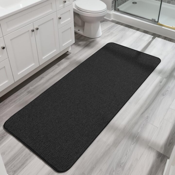 Bath Mat,Ultra Thin Bathroom Runner Rugs,Large Bath Mats for Bathroom,Quick Dry,Non-Slip,Machine Washable,Low Pile,Bath Rug,Shower Outside,Sink,Home Decor Accessories.Black,1'5"x4'11"（17x59inch）